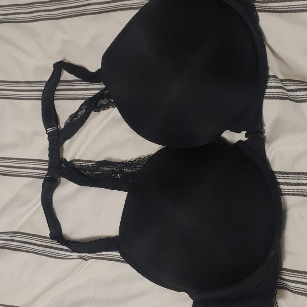 T-back lace bra